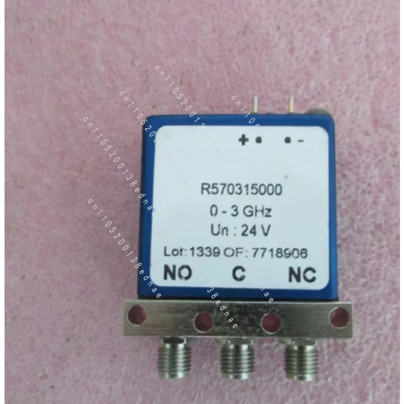 R570313000 R570315000 3GHz 28V SMA RF SPDT Switch