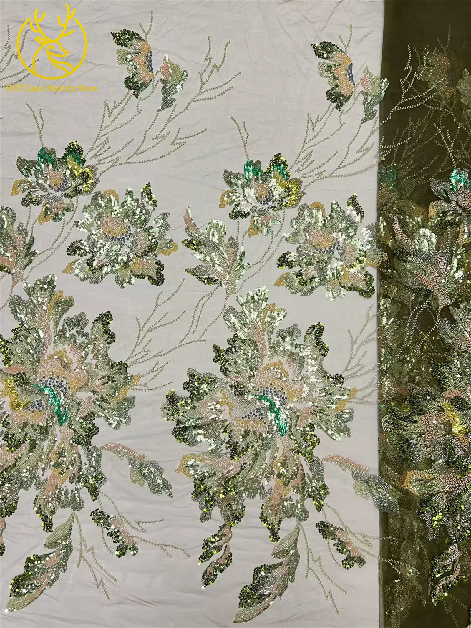 Neuer Stil Luxuriöser Afrikanischer Perlen-Spitzenstoff mit Großen Blumen 2026 Hochwertiger Nigerianischer Pailletten-Spitzenstoff für Brautkleider – Detail 14