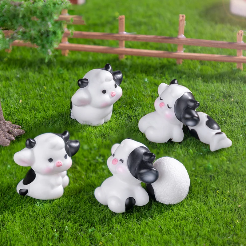 1PC Mini Simulation Black And White Cow Figurine Car Desktop Ornament Dollhouse Micro Landscape Decoration