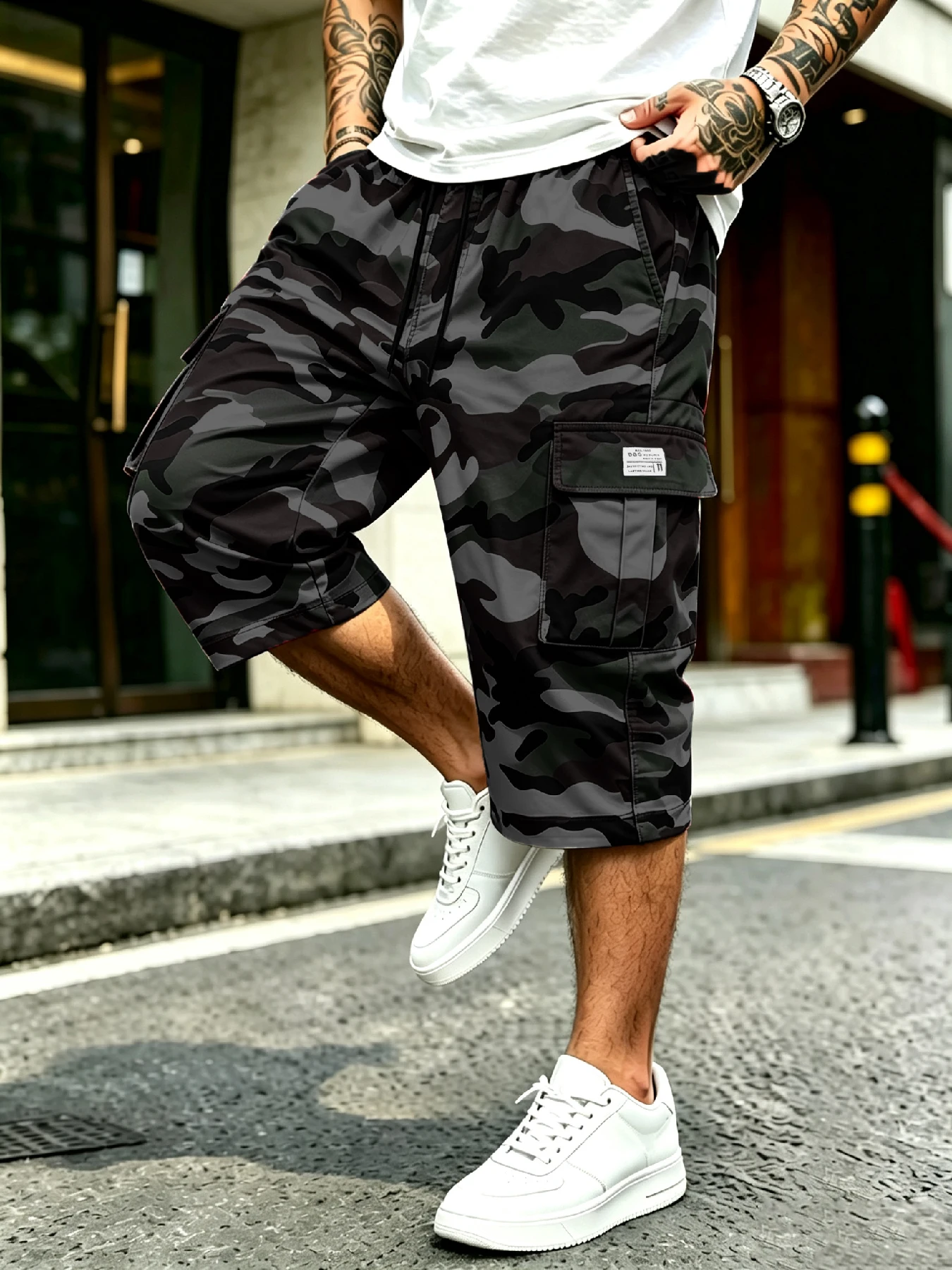 Amerikanische Streetwear-Cargo-Capri-Shorts für Herren, elastischer Kordelzug in der Taille mit mehreren 3D-Cargotaschen, lockere, gerade Passform für Al – Detail 7
