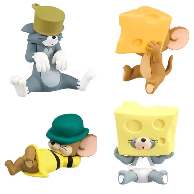 TOMY Original 4Pcs Gashapon ซ่อน Seek トอะนิเมะรูปของเล่นสําหรับของขวัญเด็กสะสมเครื่องประดับ