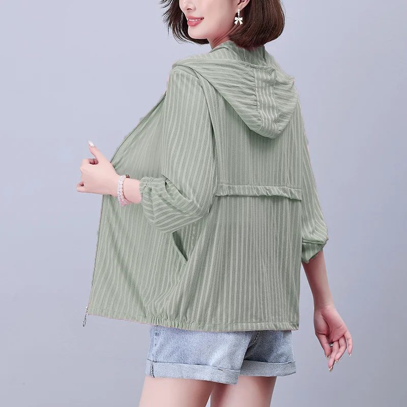 Plus Size Sunscreen Clothing Summer Loose Fashion Casual Joker Breathable Stretch Striped Mother Hooded Coat Woman