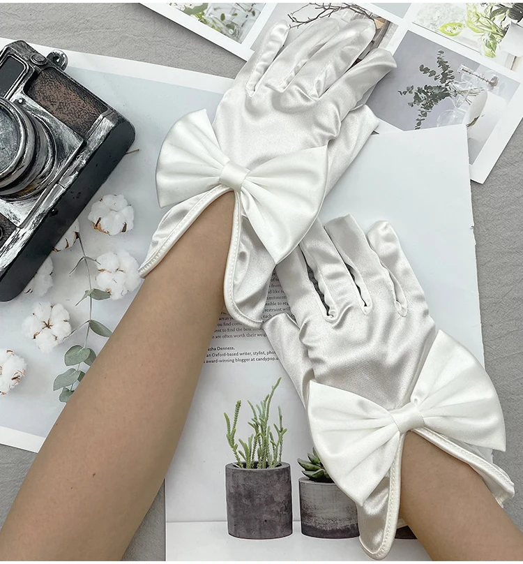 Elegant Short Wedding Bridal Gloves with Bow Satin Finger Bridesmaid Perform Prom Wrist Gloves for Women Pageant guantes