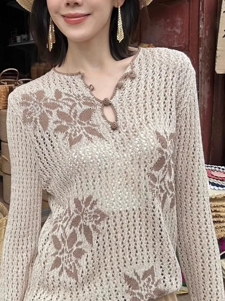 

Изысканный вязаный свитер с ажурным дизайном и вышивкой золотыми и серебряными нитями, винтажный женский осенний топ.