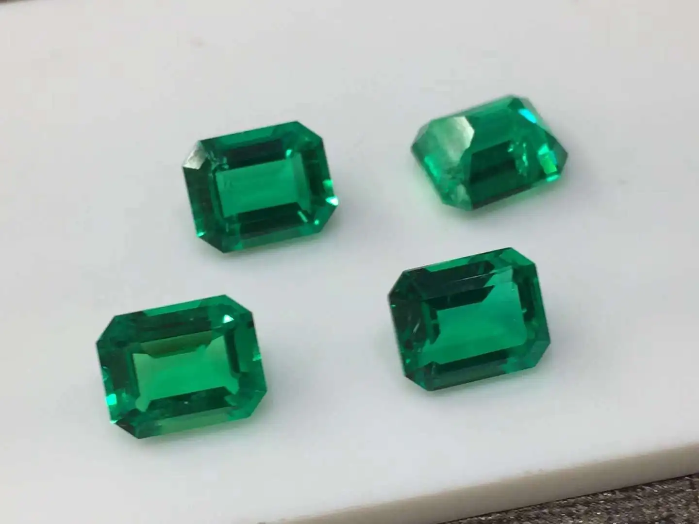 Anster Hand Made Columbian Color Emerald Cut Lab Grown Emerald Loose Gemstone for Diy Jewelry