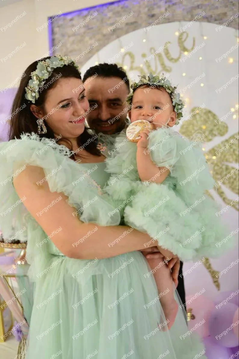 Cute Mint Green Mother And Kid Tulle Dresses For First Birthday Party Mom And Me Matching Gowns Sleeves Evening Dress Prom Gown