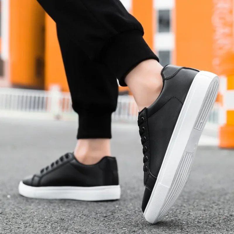 

Luxury Men's Leather Casual Shoes Spring Fashion Light Non-slip Sneakers High Quality Comfortable Flats for Men Vulcanized Shoes