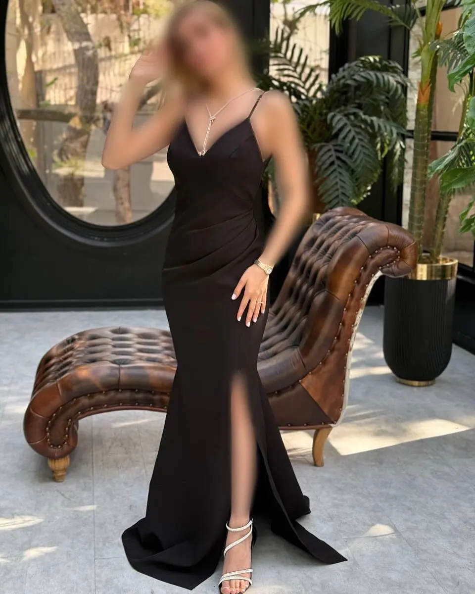 Gaun Malam Kustom Gaun Prom Tanpa Lengan Tali Spaghetti Kerah V Jersey Indah Gaun Pesta Kereta Pengadilan Putri Duyung