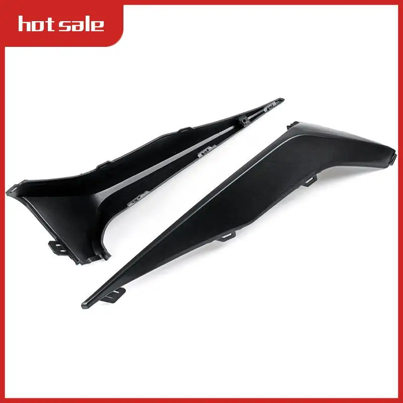 

A57M-2PCS Front Bumper Splitter Lip Grille Lower Trim Molding Diffuser Cover Trim For TOYOTA COROLLA 2.0L 2020-2021 Spare Parts