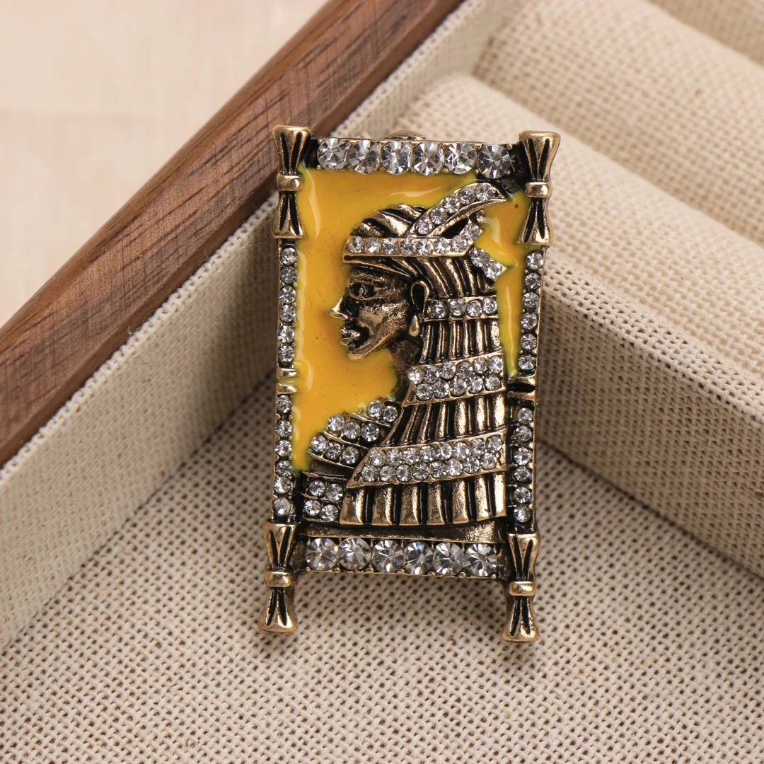 

Baroque Luxury Vintage Indian Prince of Babylon Portrait Design Brooch for Men and Women, Jewelry and Fashion Accessories