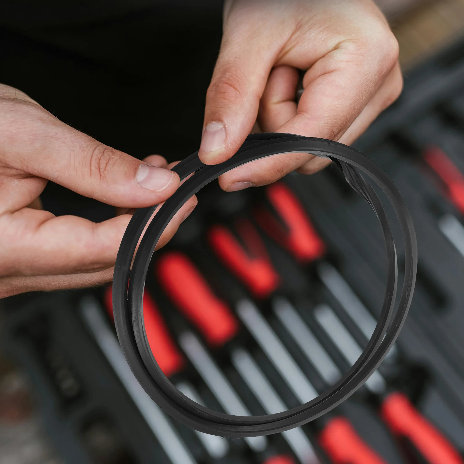 

2 шт., базовое кольцо для салонного стула, пластиковое стабильное защитное модернизированное кольцо для гидравлического укладки, аксессуары для парикмахерских стульев, черный