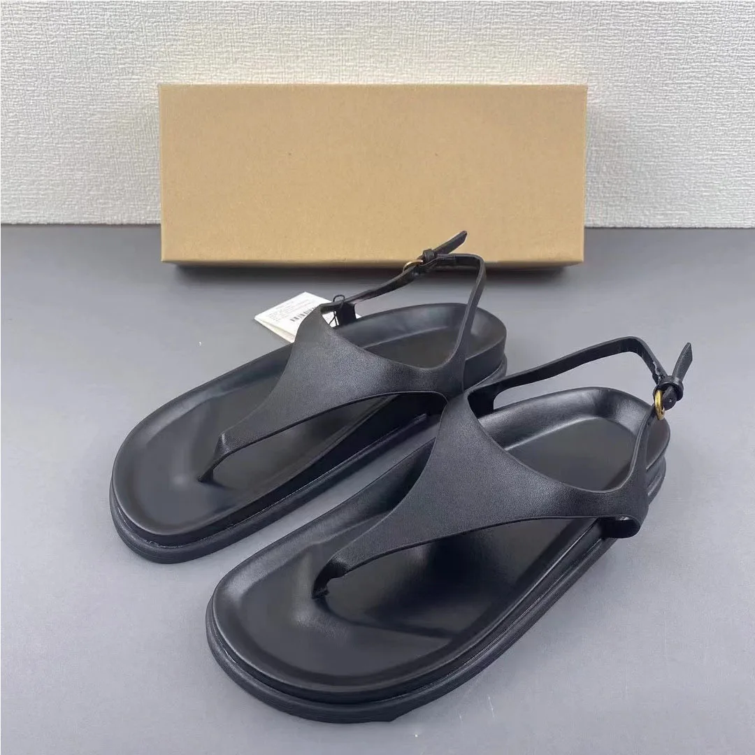 New women's shoes flip flops flat shoes versatile casual thick soled sandals