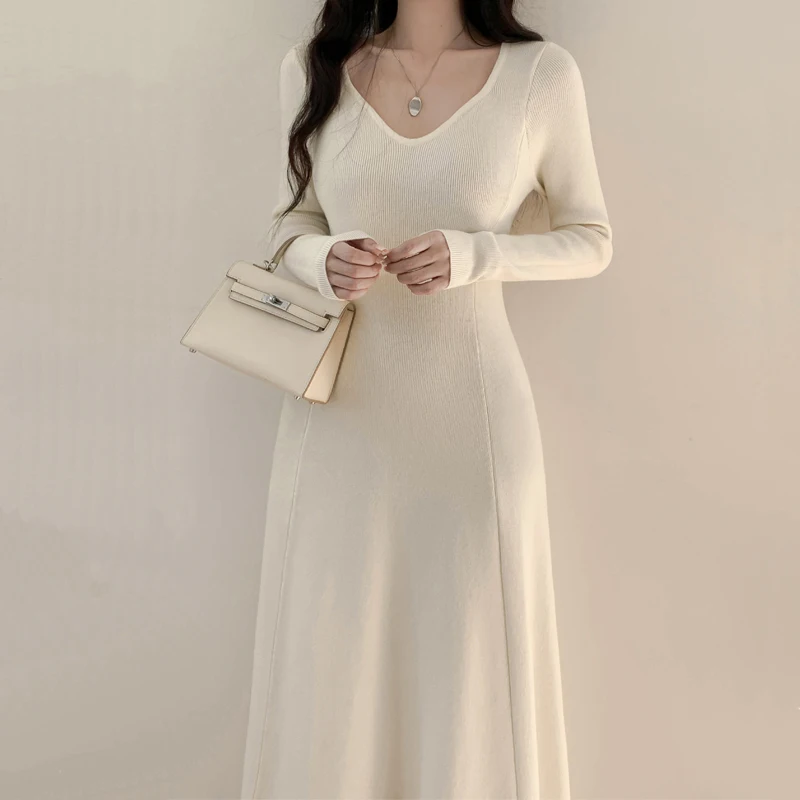 

Knitted dress women's fall and winter temperament celebrity senior sense of waisted inside-out sweater dress commuter long skirt