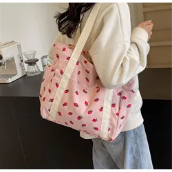 Borsa a tracolla Versatile da donna di moda borsa a tracolla da donna in velluto a coste con stampa fragola di grande capacità