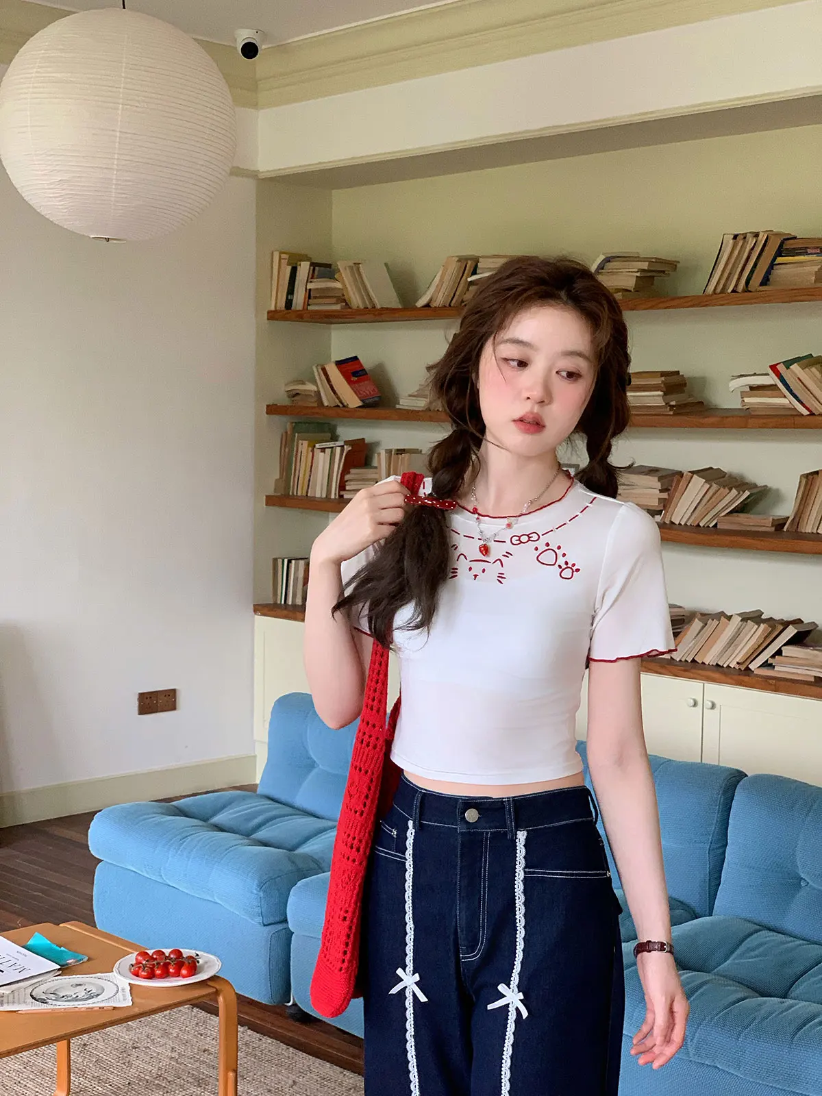 

White ort Sve Embroidery T-irt Women's Summer Slim Fit Base irt Casual Sle round Ne Cotton Blend Fabric