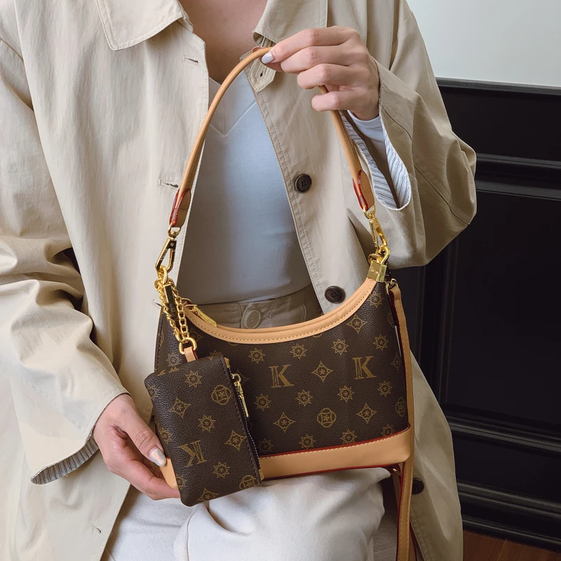 

Роскошная женская вечерняя сумка, атласный клатч с отделкой из перьев, подходит для выпускных, свадеб и официальных ужинов