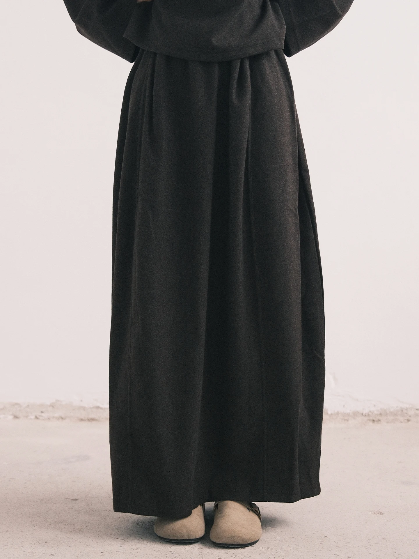 

Новая осенне-зимняя свободная шерстяная юбка А-силуэта MistFern средней длины с разрезом в корейском стиле для деловых женщин среднего возраста