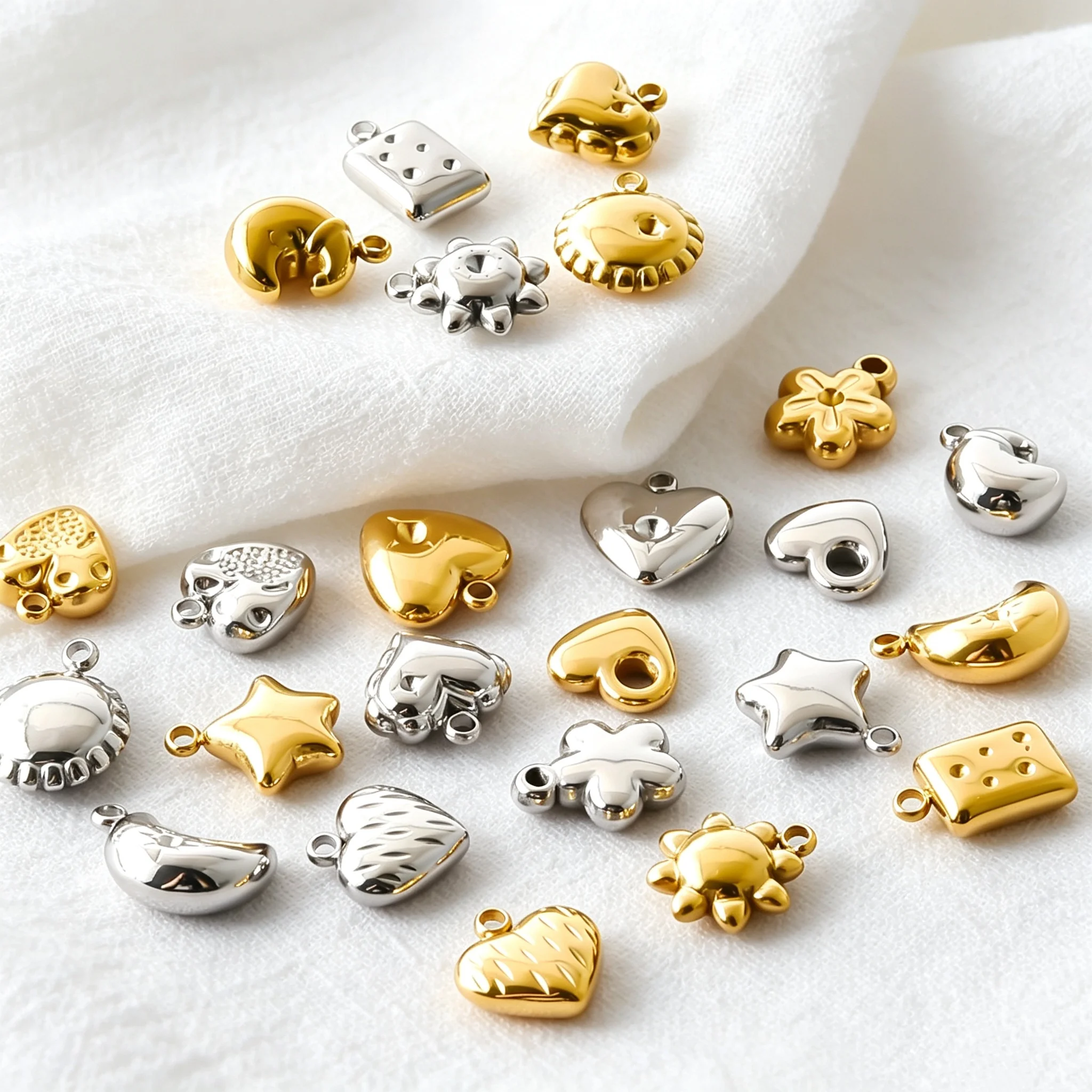 12Pcs/Lot Stainless Steel 3D Puffy Pendant Heart/Star/Moon/Flower/Sun Pendants For DIY Bracelet Necklace Jewelry Making Supplies