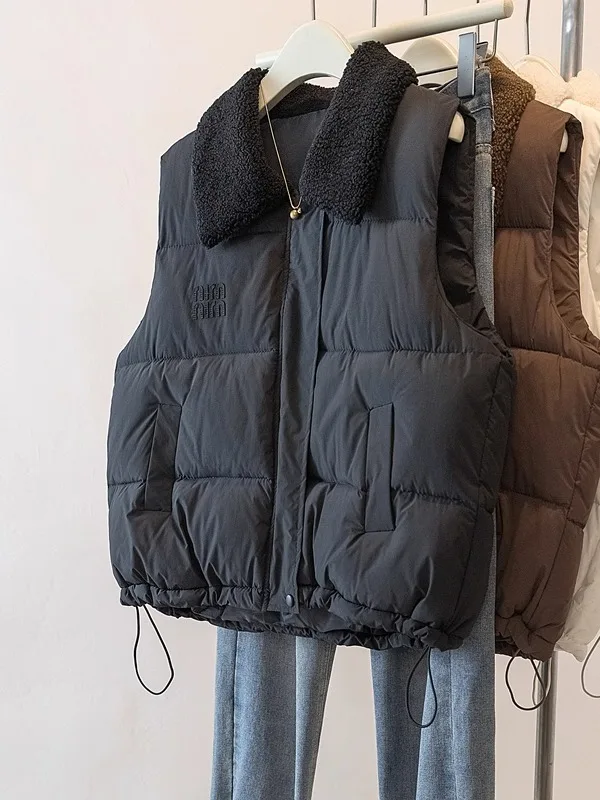 Ladies' Casual Cotton Jacket Lamb Fur Collar down Vest Turn-down Collar Winter Fashion Popular Style Europe Goods Shoulder Pad
