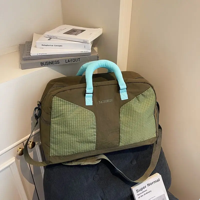 Large capacity travel bag, women's fashionable storage luggage bag, men's lightweight handheld crossbody