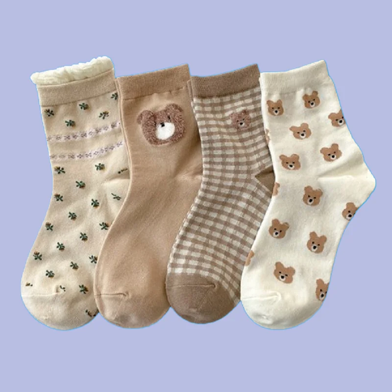 4/8 Pairs Women's Middle Socks Japanese Cute Red Bear Women's Autumn and Winter Fashion Creative 2024 New Socks Brown Bear Socks