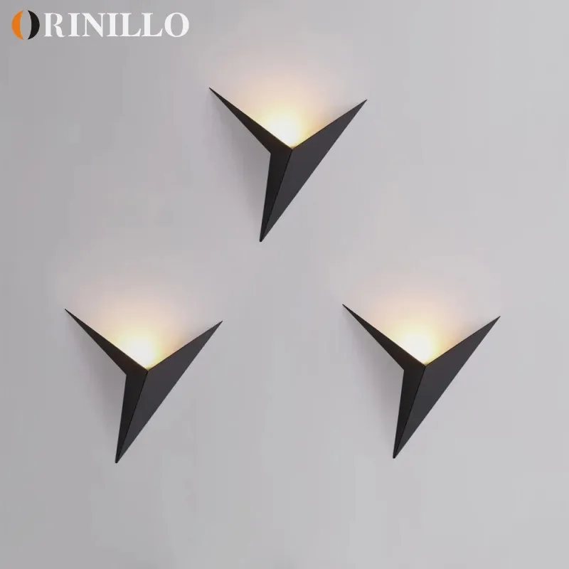 

Modern and minimalist LED triangular wall lamp bedroom study hotel room bedside LED wall lamp mirror front lamp