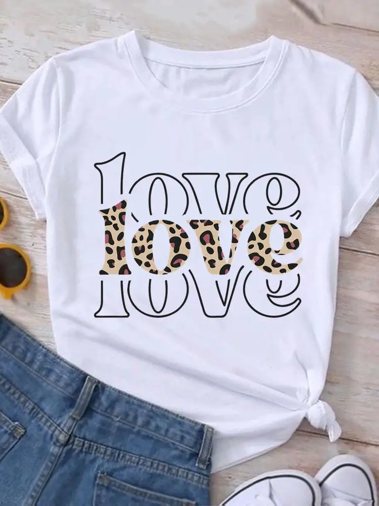 Women tshirts Fashion Crew-Neck Cute Kitten Print Summer Trend Women Y2K Top Trend Breathable Crisp Short Sleeve T-Shirt