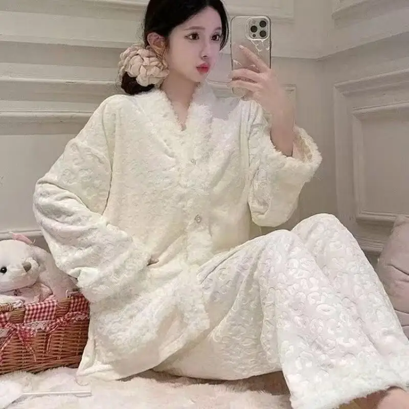 2025 New Women's Pajama Set Girl Homewear Island Fleece Thick Plush Double Sided Warm Home Loungewear Outfit Ladies Sleepwear