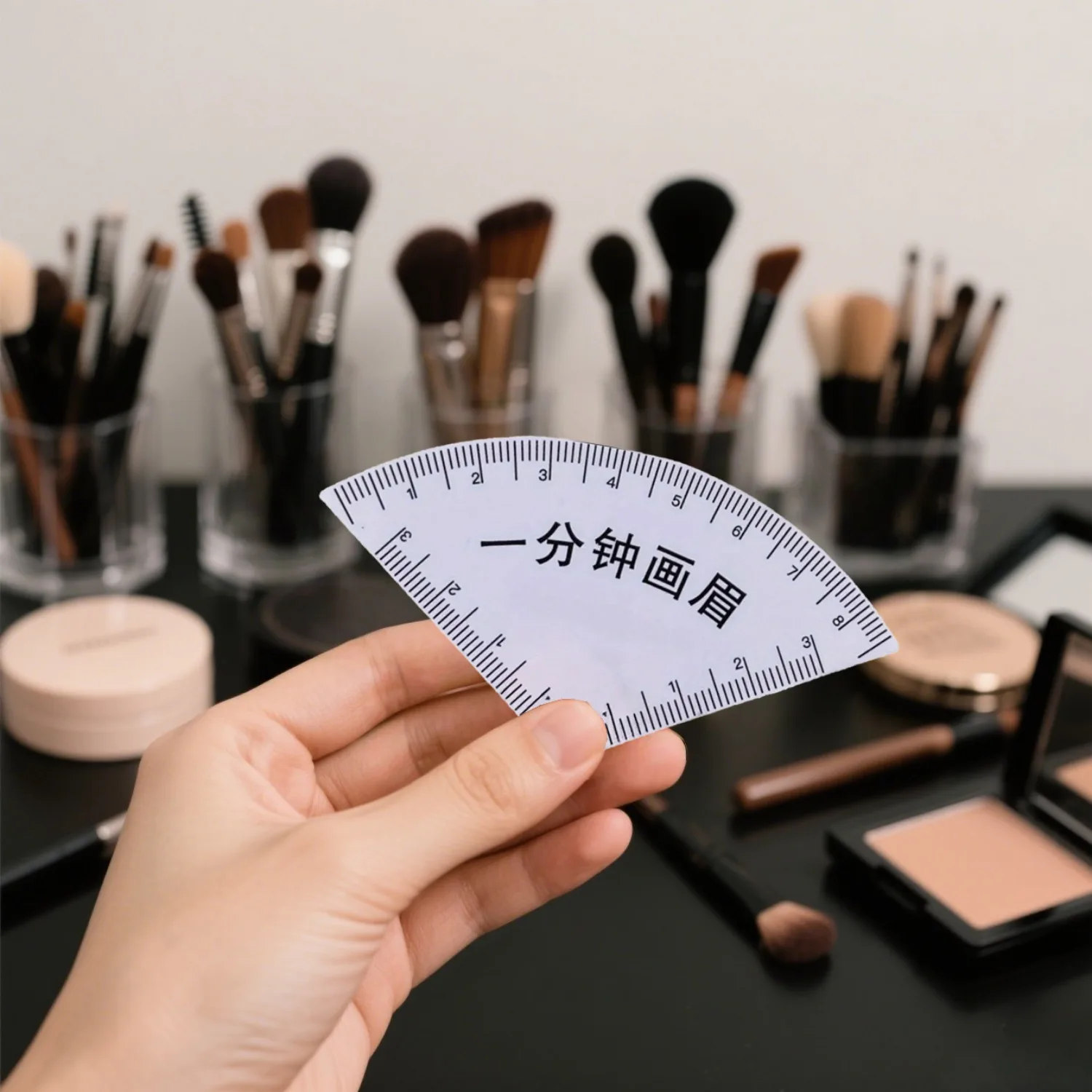 Kit di stencil per sopracciglia istantanei da 1 pezzo - Modello per sopracciglia riutilizzabile fai-da-te per un arco perfetto in 1 minuto, strumento di bellezza domestico per principianti