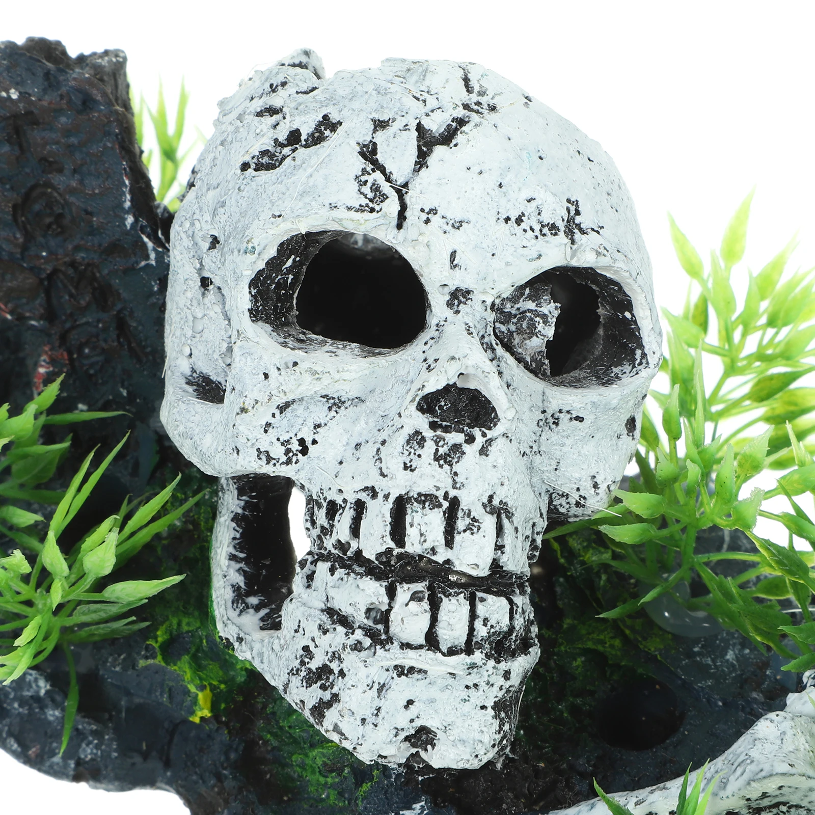 

Fish Tank Skull Head Aquarium Decoration Resin Ornament Decorative Skull Landscape Fish Hideaway Aquarium Decor
