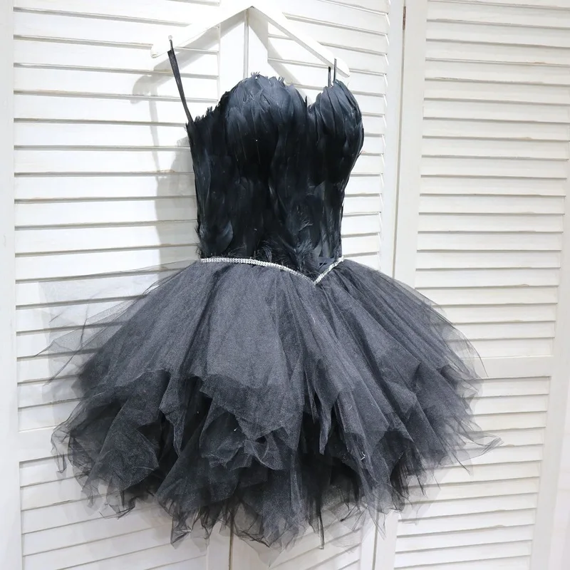 BM Black White Short Homecoming Dresses 2023 Feather Bra Skirt Birthday Graduation Mini Prom Party Cocktail Gowns In Stock