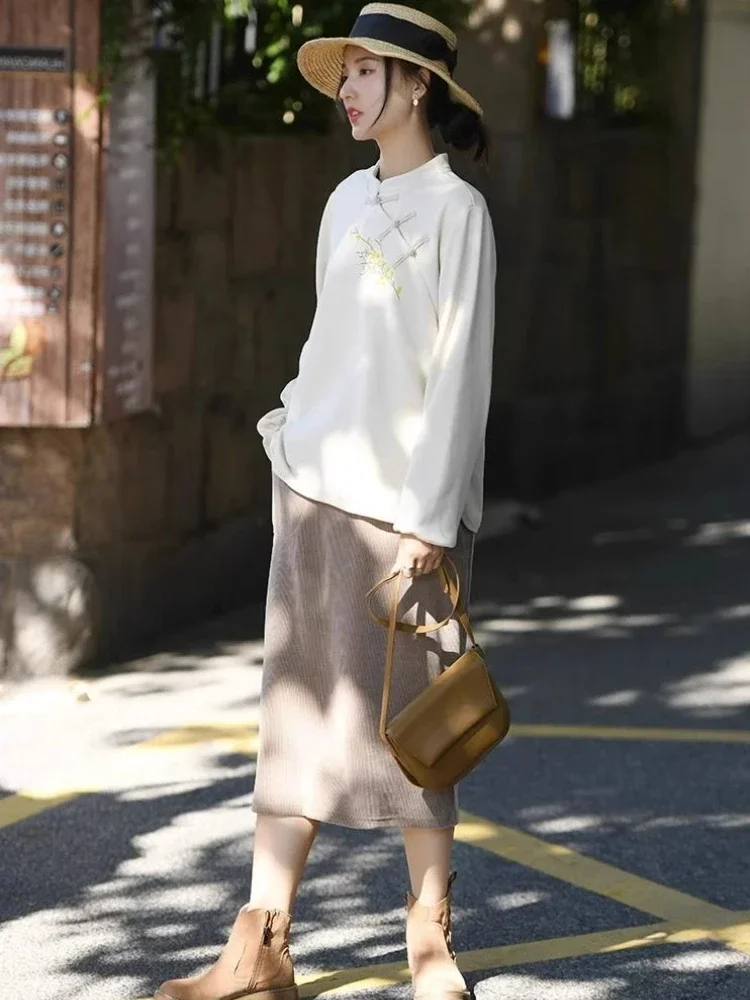 Felpe con ricamo stile cinese da donna bottoni vintage eleganti per donna top classici con colletto alla coreana alla moda autunno inverno novità