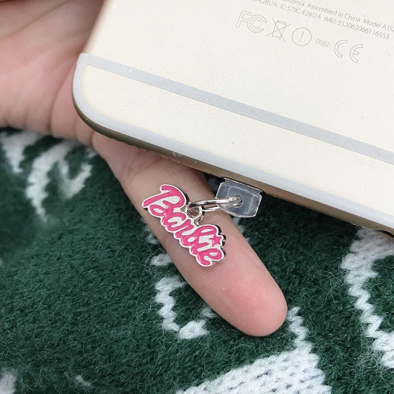 MINISO Barbie metalowa wtyczka przeciwpyłowa do telefonu iPhone Samsung Huawei Xiaomi typu C Android ładująca ochraniacze portów