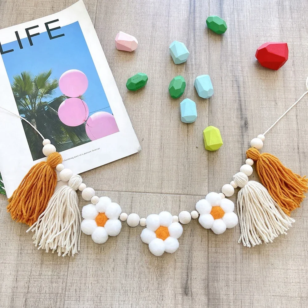 Boho Wall Hanging Tassel Garland With Wood Beads Nursery Children's Room Decoration Photography Props Home Wall Hanging Decor