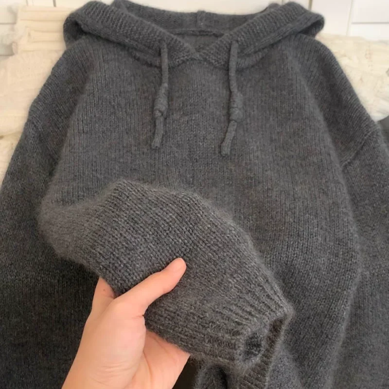 High-Grade Gray Pure Wool Hoodie for Women Loose Casual Versatile Knit Hooded Sweater Thickened for Autumn and Winter