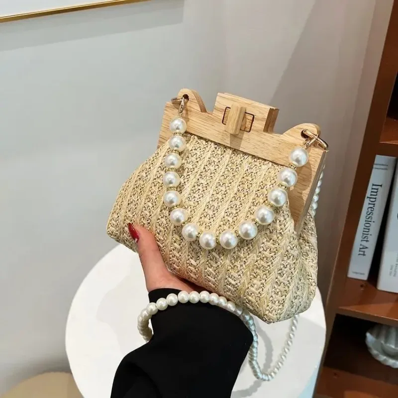 

Nice Pearl Chain Straw Bag Women Hand-Woven Handbags Women Summer Wooden Rattan Shoulder Bag Brand Luxury Crossbody Bag