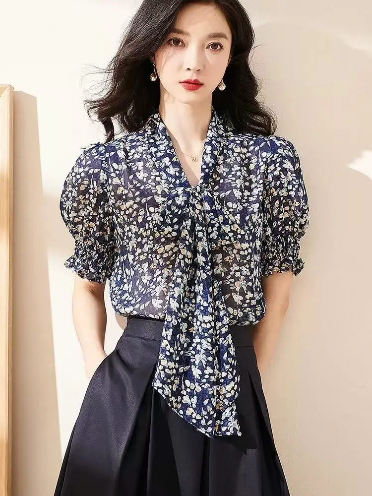 Mulheres manga curta topo 2025 novo verão estilo francês floral gravata arco solto manga bolha chiffon blusa