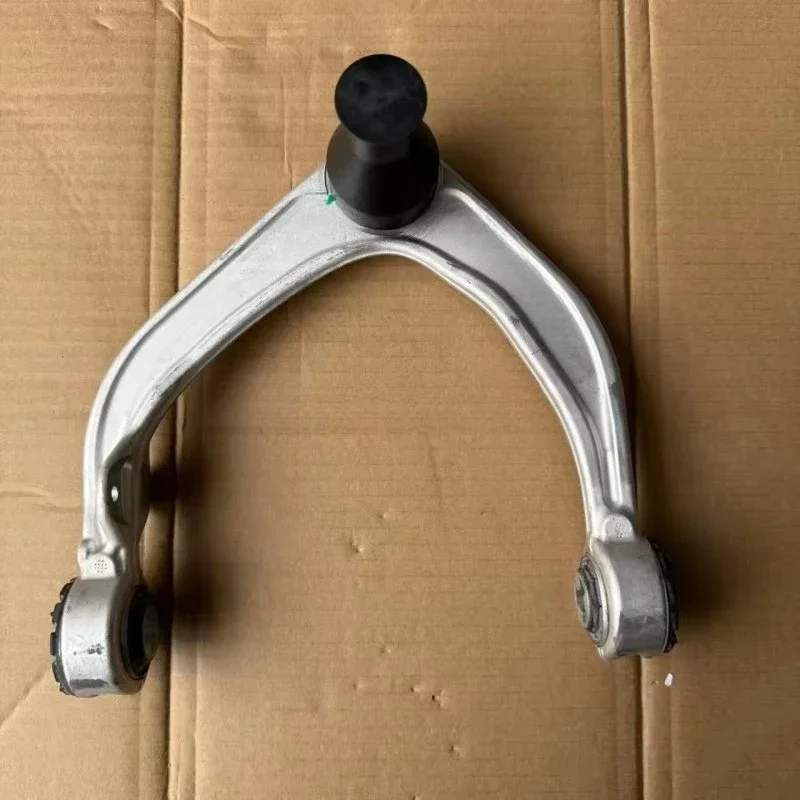 

For V60 V90 S90 2017-2026 Car Front Lower Control Arm 32424510