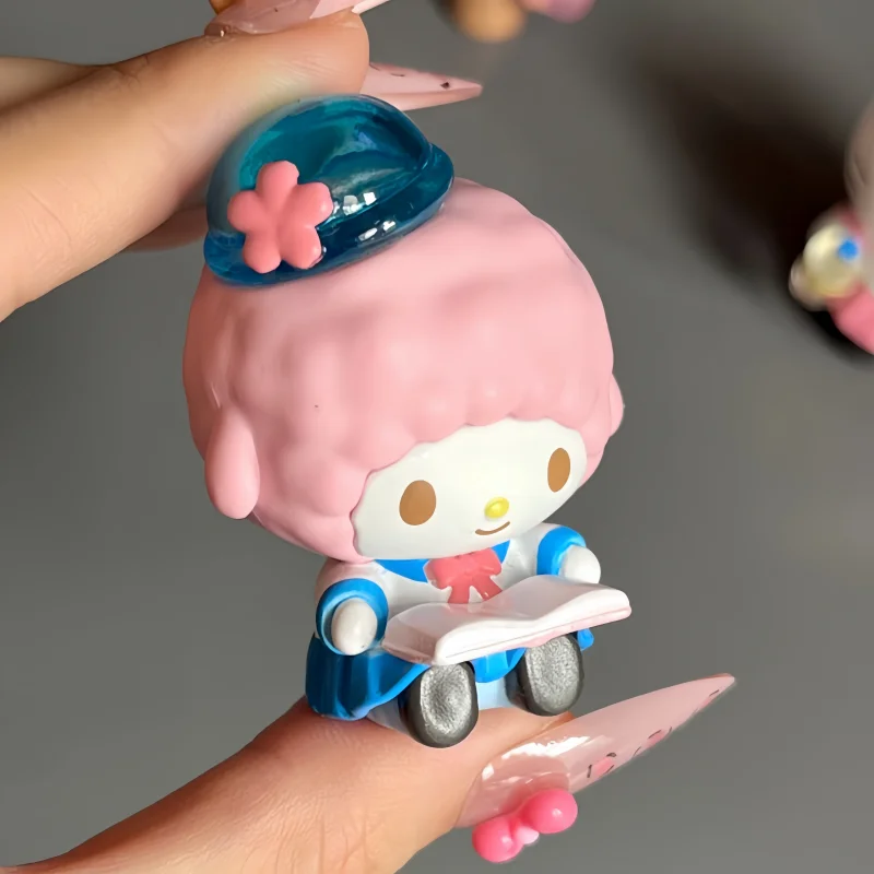 กล่องสุ่มฟิกเกอร์ Family Star Academy ของตกแต่งคอมพิวเตอร์ทำมือ ของสะสม ของขวัญวันเกิดสำหรับเด็กชายและเด็กหญิง