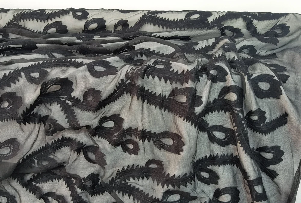 50cm*132cm Wedding Material Black Feather Silk Lace Fabric Natural Silk Crinkled Georgette