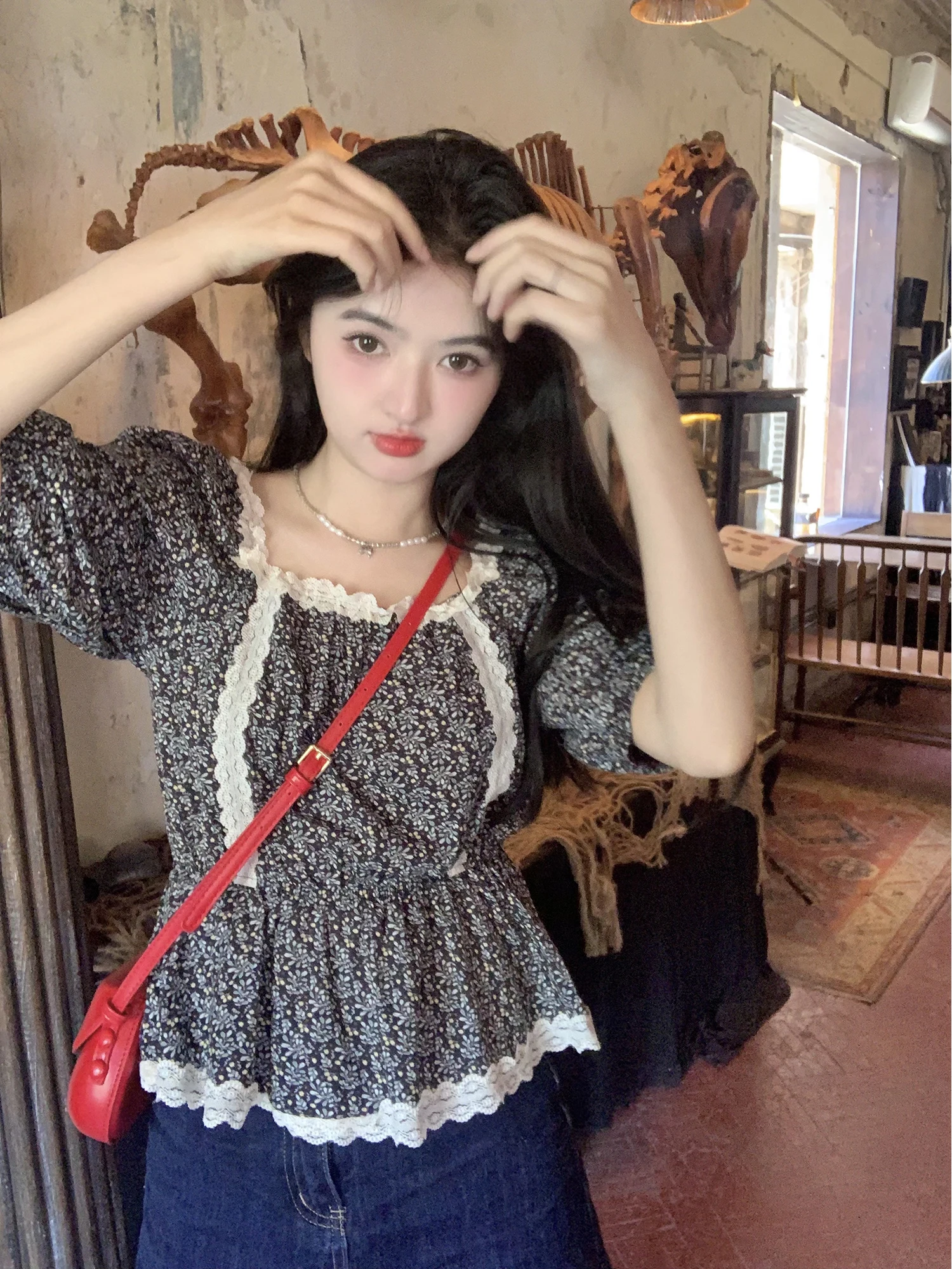 

Винтажная рубашка Vanwenwen с цветочным принтом и рукавами-фонариками, женская рубашка в корейском стиле с милым квадратным воротником, повседневная одежда на весенний сезон