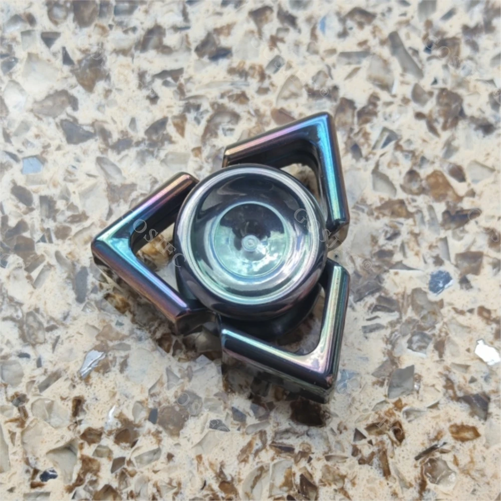 ألعاب فيدجيت سبينر الرقيقة من QEDC للبالغين من الفولاذ المقاوم للصدأ لتخفيف التوتر