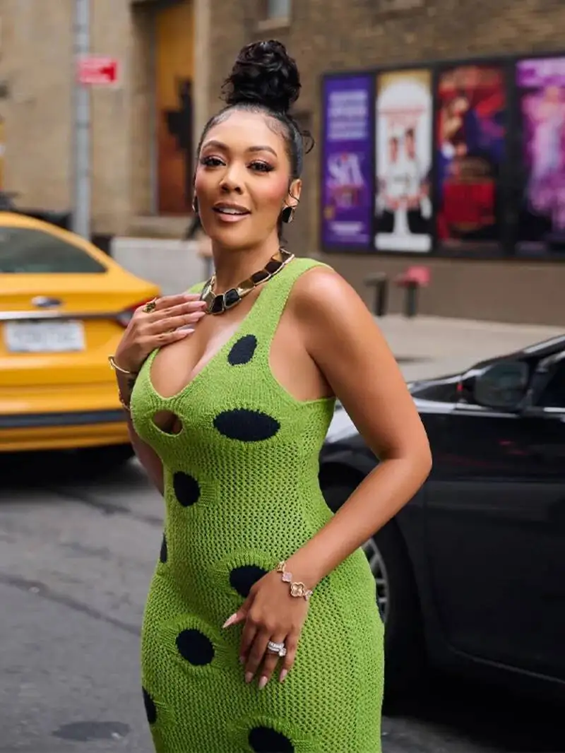 Women Sexy See Through Knitted Maxi Dress Hollow Out Deep Neck Pot Robes Tassel Hem Fork Party Vestidos New Lady Club Dress RS6G