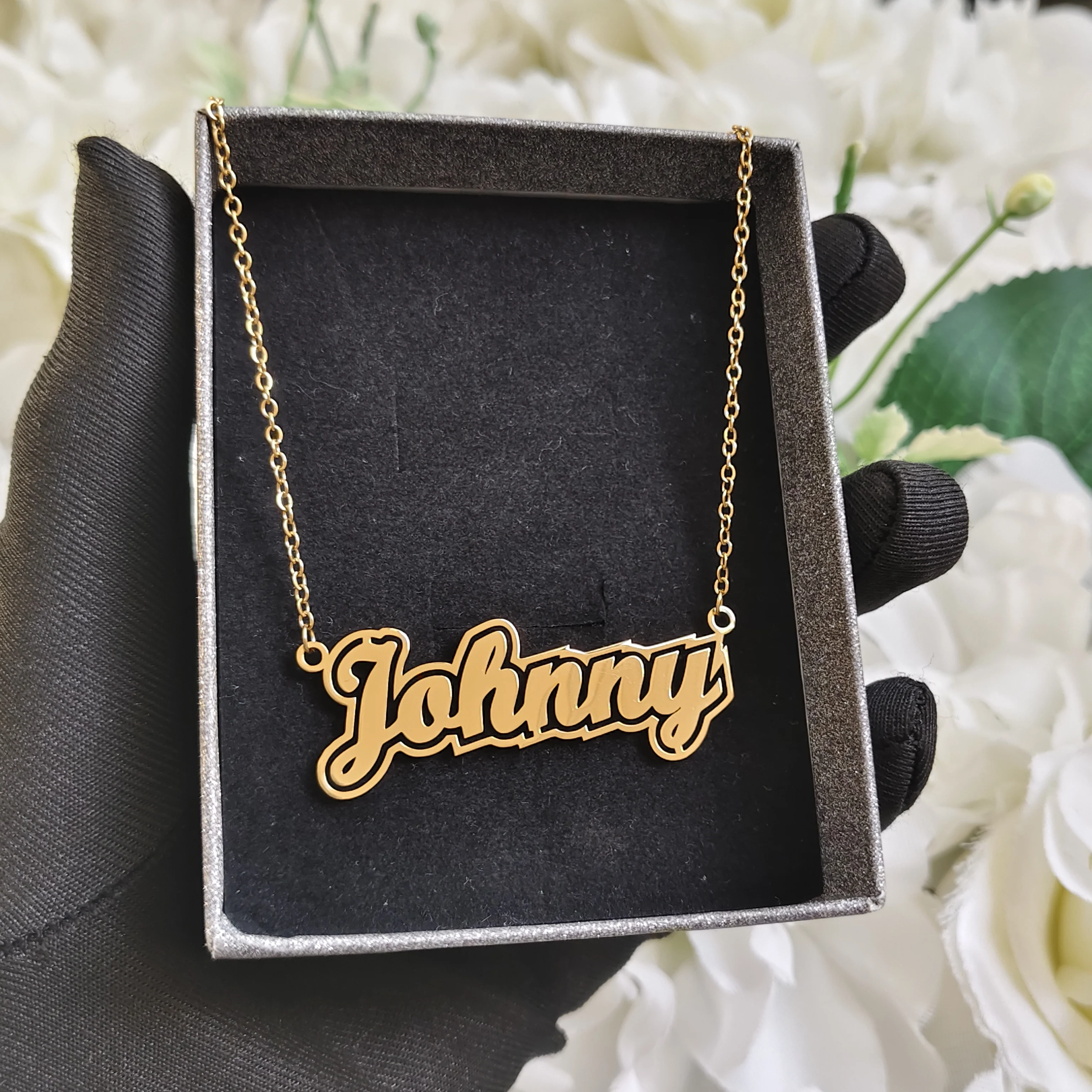 

DHQH New Wholesale Customized Name Hollowed Out Necklace Personalized Letter Part Hollowed Out Pendant nNecklace Birthday Gift