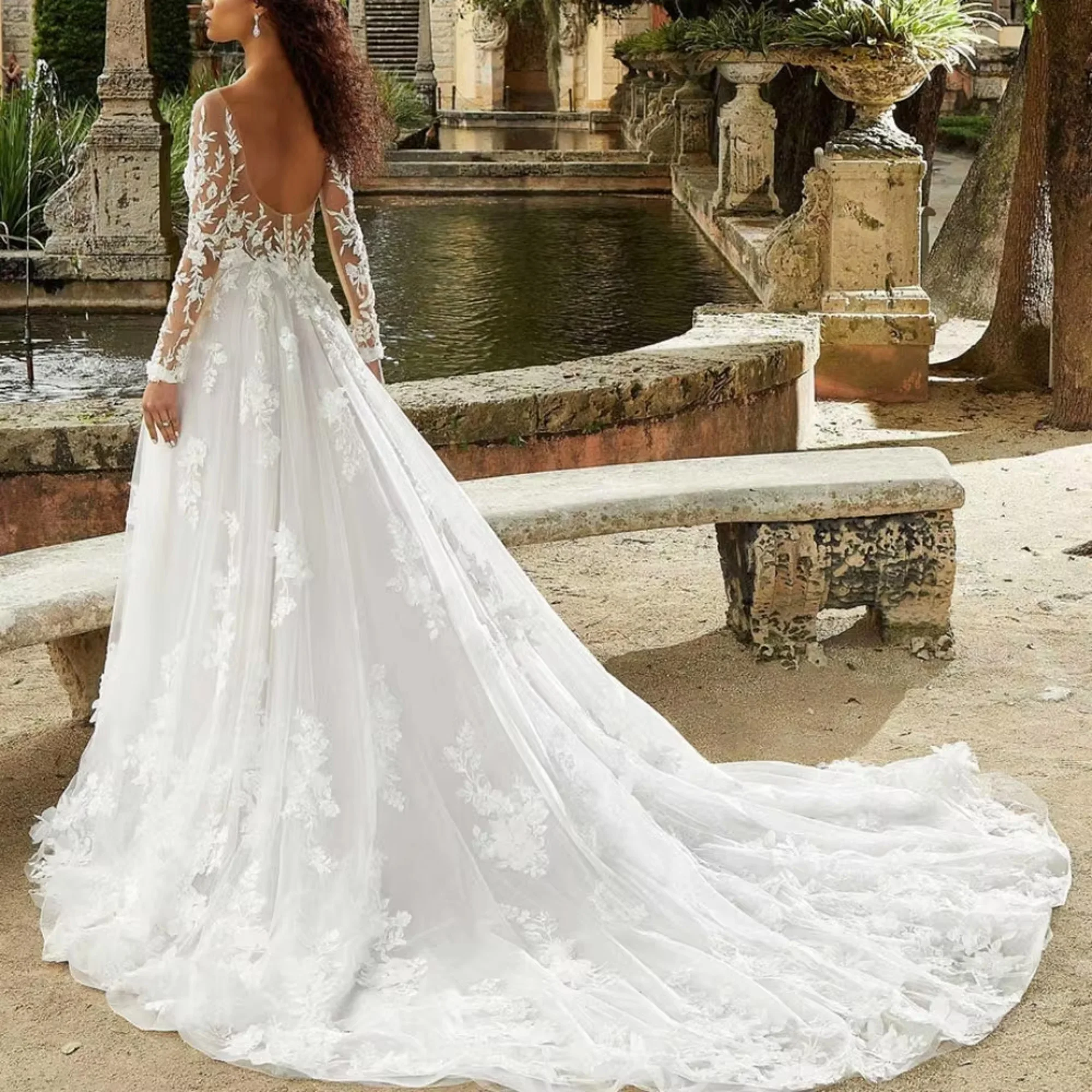 Vestidos de novia de lujo Línea A, apliques de manga larga, Vestido de novia con cuello de corazón, vestidos de novia con botones de tul, nuevo Vestido personalizado Lujo A-línea vestidos de novia manga larga aplicados