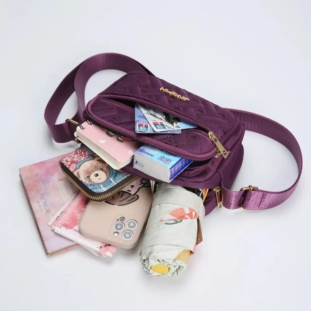 حقيبة يد نسائية مطرزة على الموضة بسحاب حقيبة كتف مريحة ذات سعة كبيرة حقيبة محمولة تحت الإبط للنساء