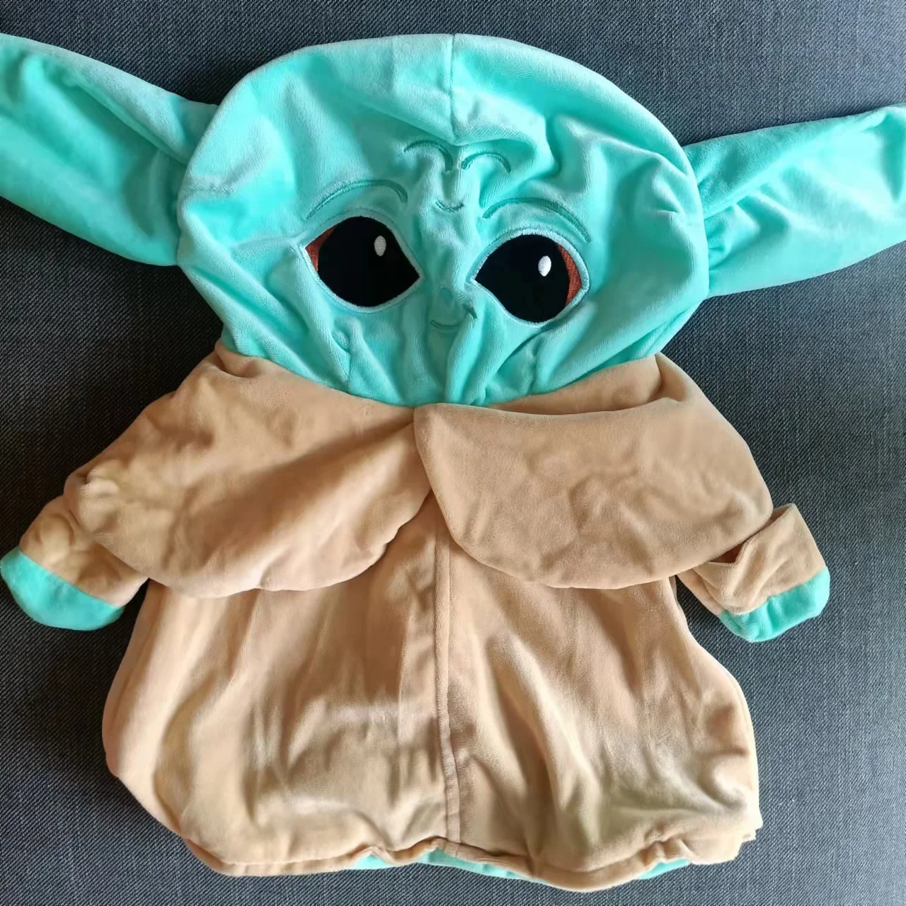 New Disney Yoda Holster Plush Toys Skins Master Aliens Mandalorian Unstuffed Semi-finished Doll Cartoon Baby Dolls Toy No Filler