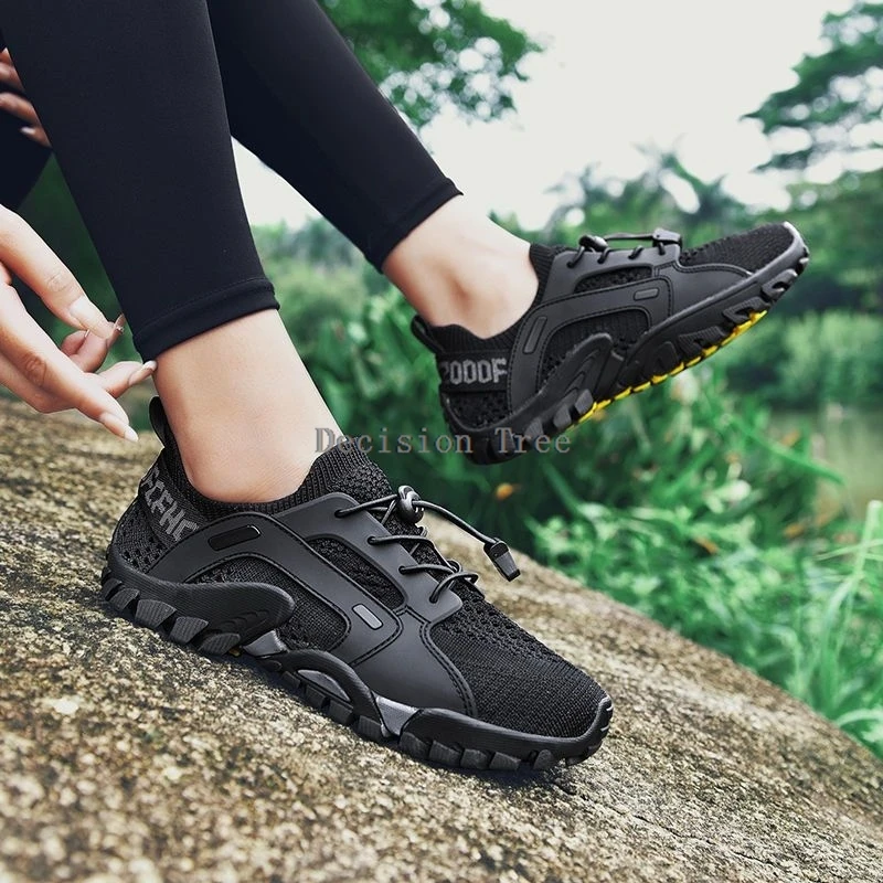 2024 new couple beach sandals casual comfortable fishing sandals outdoor hiking mountaineering anti slip breathable sports shoes