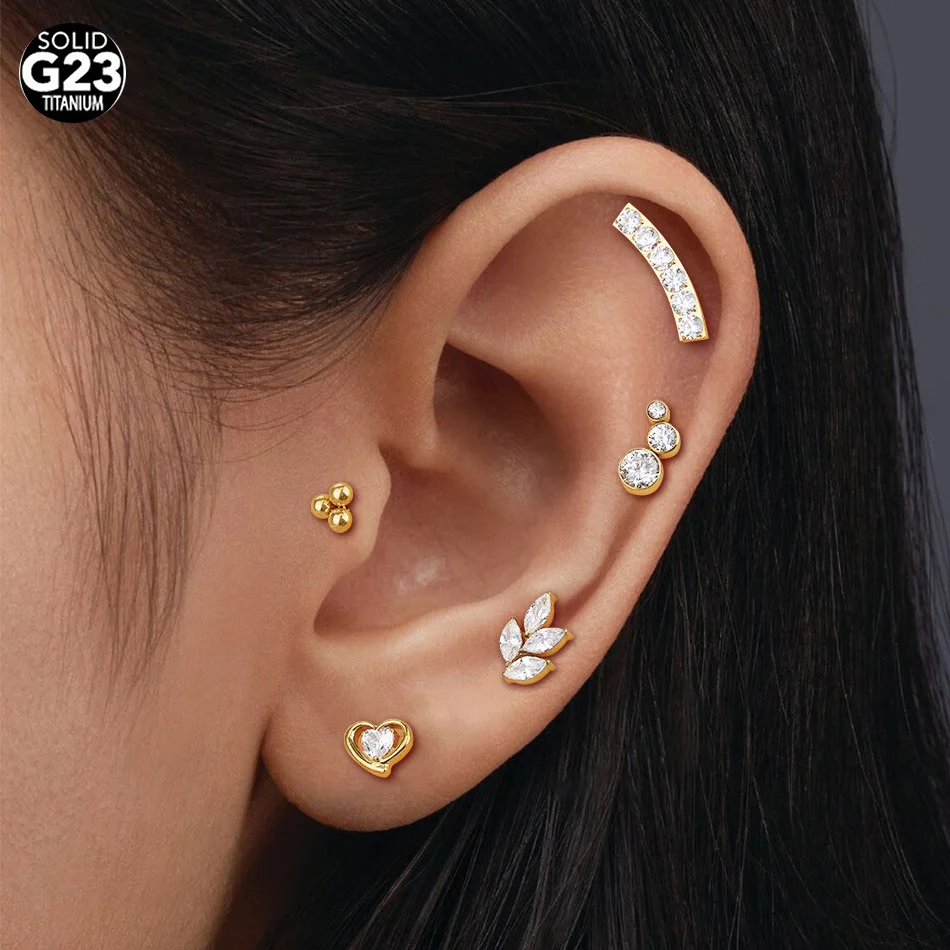 

1pc Titanium Three Ball Tragus Piercing Internally Threaded Heart Zircon Cartilage Couch Helix Stud Earrings Body Jewelry