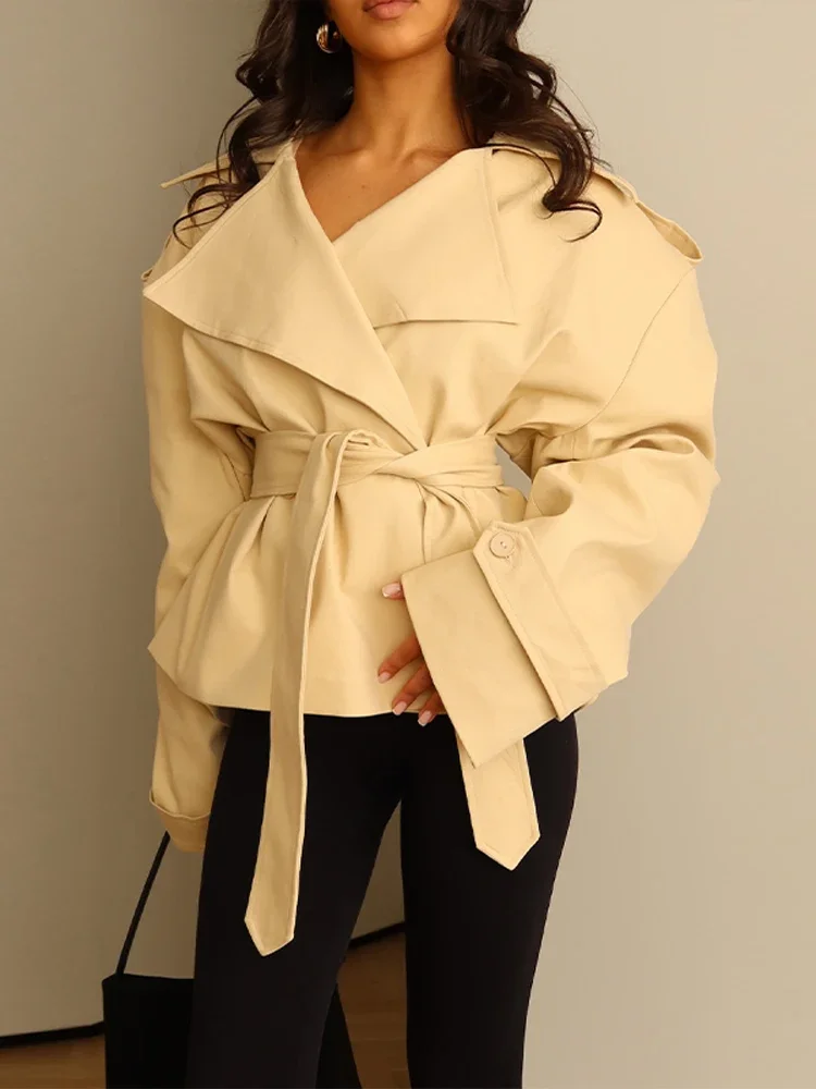 Damenmäntel mit Einfarbigem Revers und Gürtel, Kurze Trenchcoat-Jacke für den Frühling, Weiblicher Epaulet-Mantel mit Langen Ärmeln und Knöpfen, Schlanker Schnitt, Neue Damen-Oberbekleidung – Detail 23